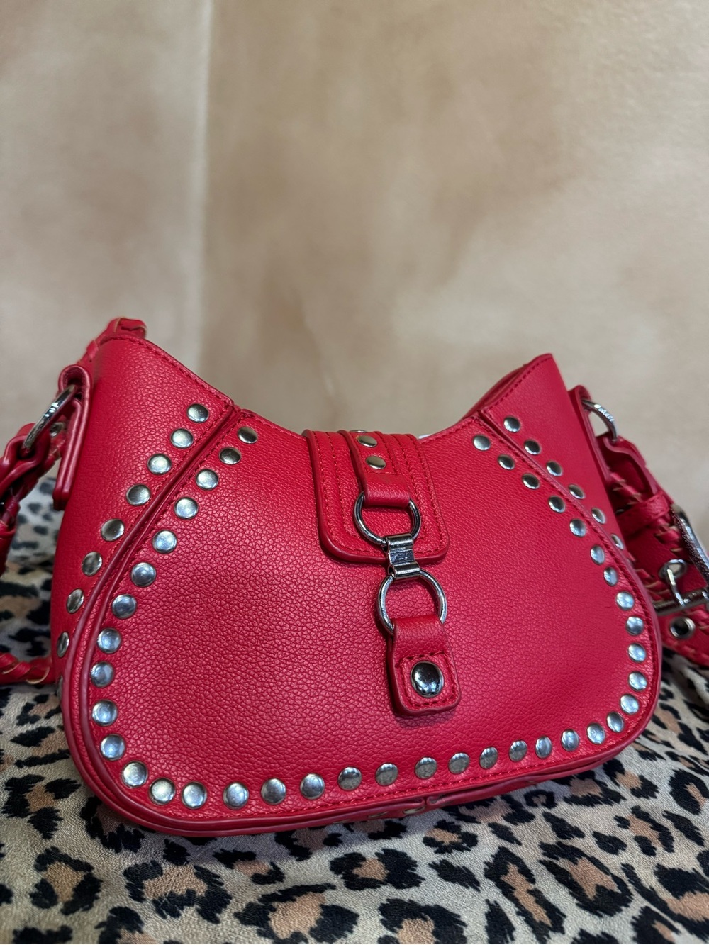 Silence + Noise Devon Shoulder/Crossbody
Bag
#urbanoutfitters - Picture 3 of 10
